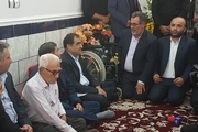 دیدار وزیر بهداشت با خانواده یکی از شهدای حمله تروریستی اهواز + تصاویر