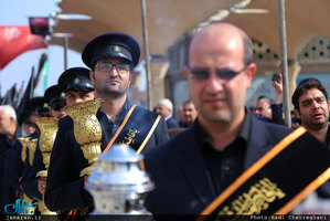 دسته عزاداری خادمان حرم حضرت معصومه ( س) در روز شهادت امام رضا (ع)