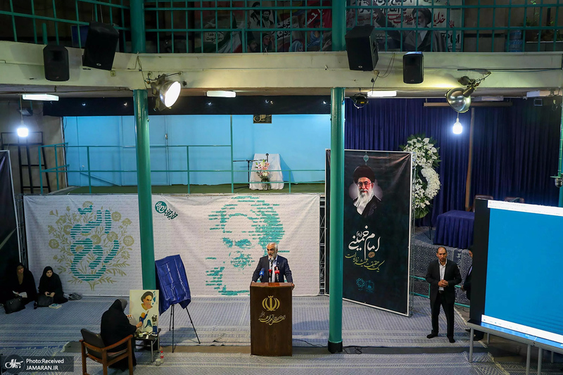 اجتماع دانشگاهیان در حسینیه جماران