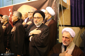 مراسم تشییع آیت الله سید مهدی امام جمارانی (ره) از حسنیه جماران-2