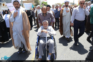 مراسم تشییع پیکر مطهر شهید حمله تروریستی اخیر حجت الاسلام تقوی در قم