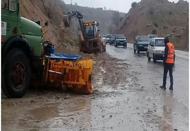 جاده خاکعلی به آبیک باز شد