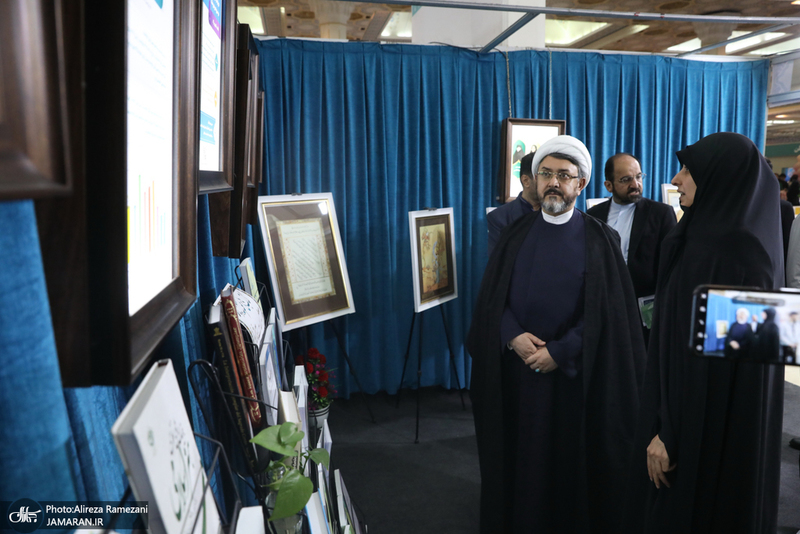 بازدید رئیس موسسه تنظیم و نشر آثار امام خمینی از نمایشگاه بین المللی قرآن کریم