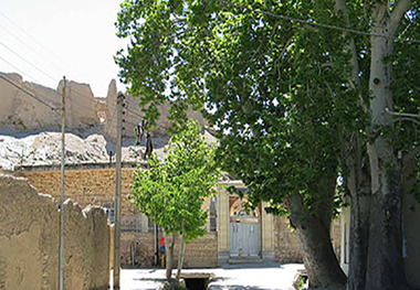 باستان شناسان به روستای 'جاجا' در تیران و کرون می روند