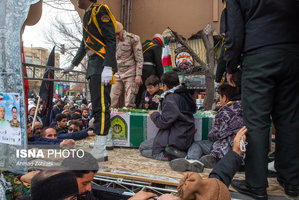 تصاویر/ تشییع پیکر شهدای حوادث اخیر در شهرهای مختلف ایران