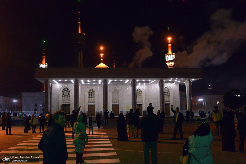 مراسم نورافشانی حرم امام خمینی (س) به مناسبت چهل و پنجمین سالگرد پیروزی انقلاب