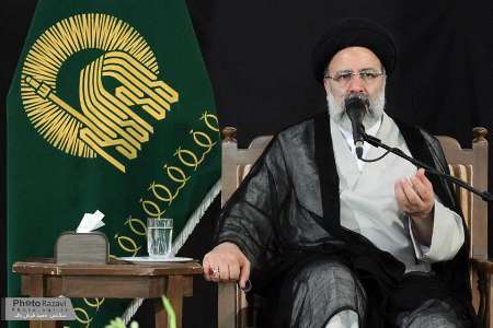 نگاه سکولار در کسوت روحانیت حوزه های علمیه را تهدید می کند