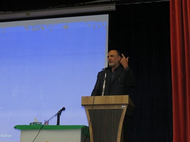 فتنه دشمنان با بصیرت مردم و مسئولان خنثی می شود