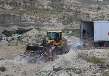 معدوم سازی 201 تن خرمای تولید اسرائیل در مرز بازرگان