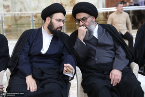 مراسم تشییع و تدفین همسر آیت الله موسوی بجنوردی (ره) در حرم امام خمینی (س)-2