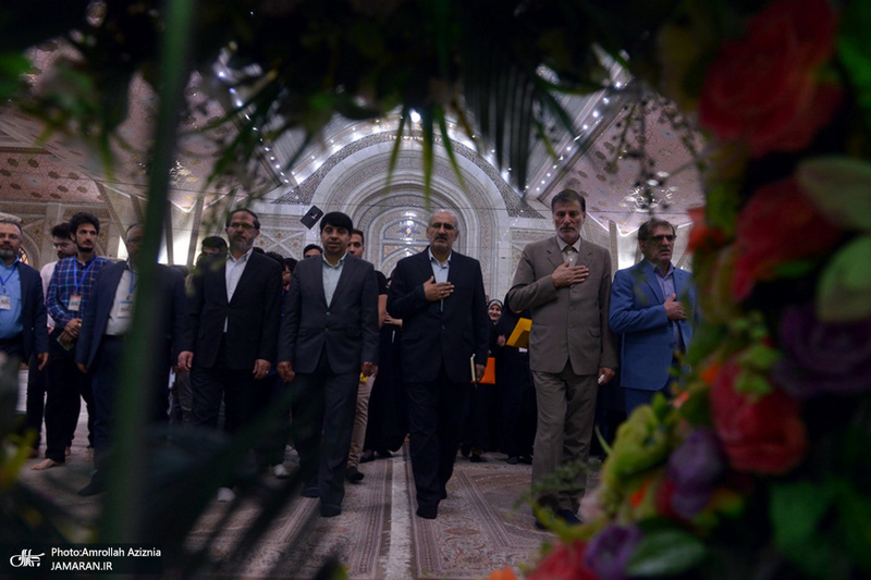 تجدید میثاق دانشجویان هشتمین دوره اردوی ملی طریق جاوید با آرمان های امام خمینی(س)