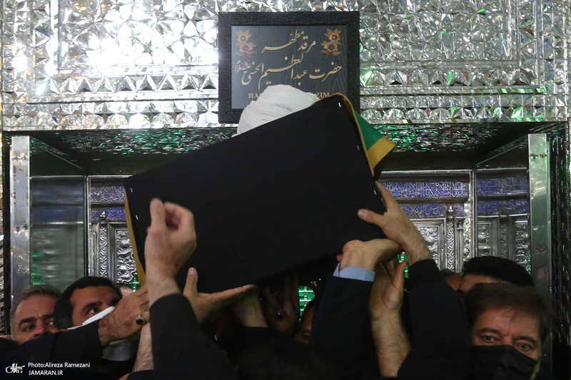 مراسم تشییع و خاکسپاری پیکر آیت الله ری شهری (ره) در حرم حضرت عبدالعظیم حسنی (ع)