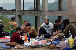 روز طبیعت در رستم آباد رودبار