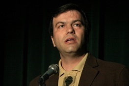 آموزش و پرورش حواسش به دست خط دانش آموزان نیست