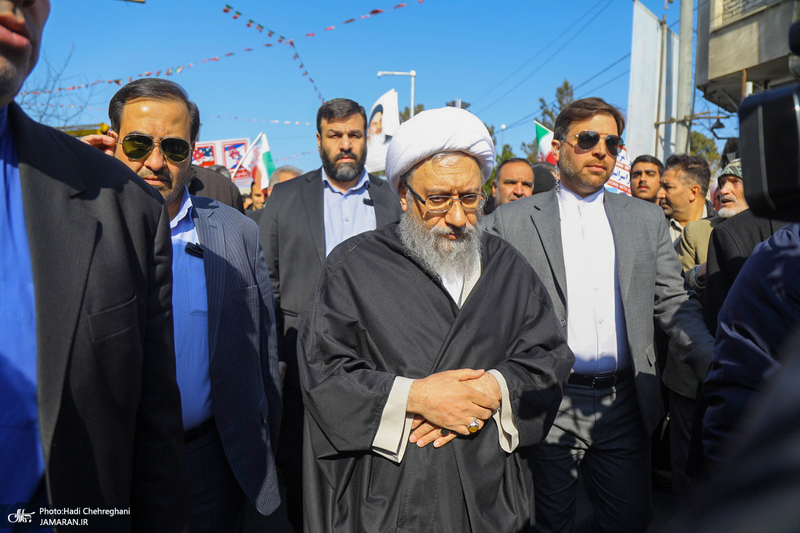 راهپیمایی باشکوه 22 بهمن در قم