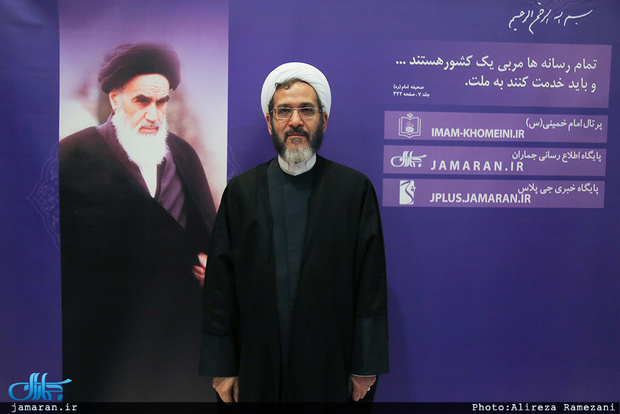 انتقاد احمد مازنی از صدا و سیما به دلیل دعوت از گروه خاصی از سخنرانان و مداحان