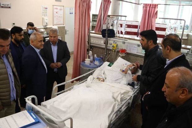 عیادت پروین و استیلی از پدر و مادر شهید حسین فهمیده+عکس
