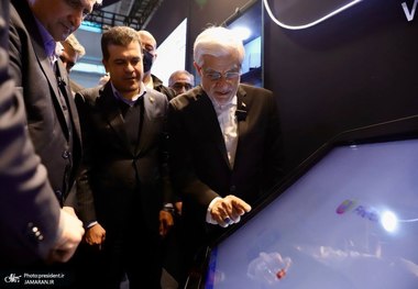 رونمایی معاون اول رییس‌جمهور از دستاوردهای پژوهشگاه علوم و فنون هسته‌ای/عارف: دانشمندان زیادی در تراز دنیا داریم/ دستاوردهای ارزشمندی در انرژی هسته‌ای ‌کسب کرده‌ایم/ تاکنون ۷۰ رادیو دارو در کشور تولید شده است