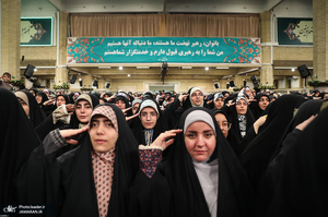 دیدار هزاران نفر از زنان و دختران با رهبر معظم انقلاب