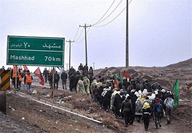 مهلت ثبت نام کاروان های زائران پیاده امام رضا (ع) تمدید شد