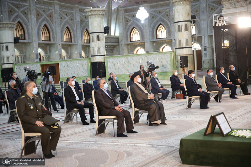 تجدید میثاق رئیس جمهور و اعضای دولت سیزدهم با آرمان های حضرت امام (س)