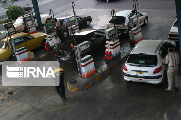 فرماندار سمنان: مصرف بنزین ۱۸ درصد کاهش یافت