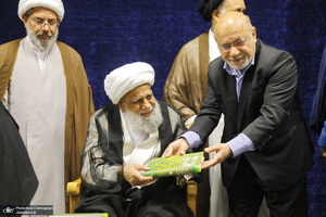 مراسم رونمایی از کتاب شرح حال خطبای نامی ایران