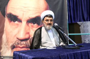 بازدید جمعی از دانش آموزان دبیرستان علوم و معارف اسلامی شهید مطهری (ره) از جماران