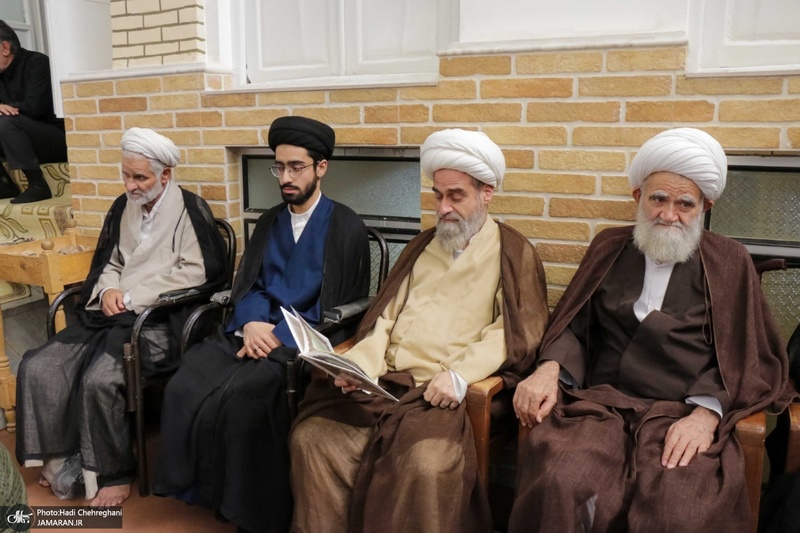 حضور آیت الله سید حسن خمینی در مراسم وداع با آیت الله العظمی شبری زنجانی (ره)
