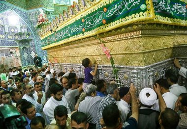 قم در روز میلاد امام حسن(ع) غرق در نور و سرور است