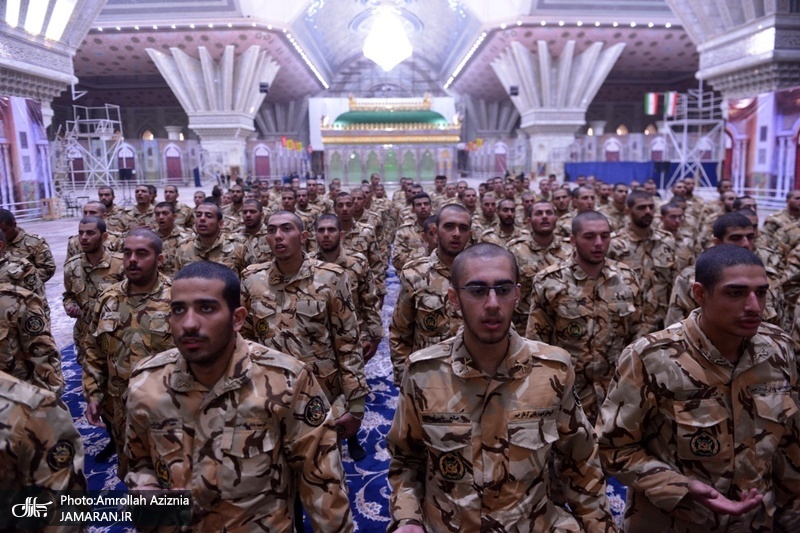 مراسم زیارت عاشورا پرسنل پادگان مرکز آموزش دژبان شهید اسدی کهریزک در حرم امام خمینی(س)