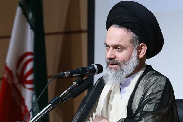 حسینی بوشهری:سوال های گزینش متناسب باشغل مورد نظر باشد