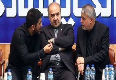  وزیر ورزش و رییس کمیته ملی المپیک از خانه کشتی بازدید کردند/ عکس
