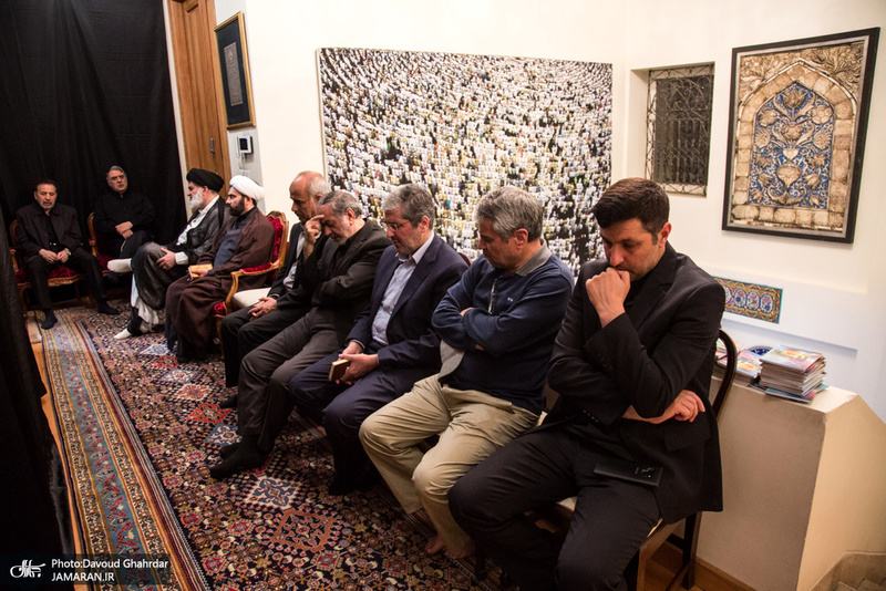 احیای شب نوزدهم ماه مبارک رمضان در منزل صادق خرازی