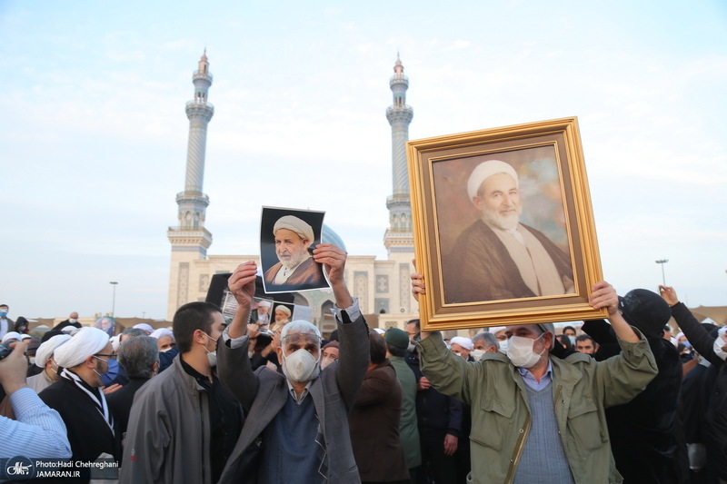 مراسم تشییع و خاکسپاری پیکر مرحوم آیت الله یزدی(ره)