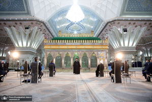 تجدید میثاق رئیس جمهور و اعضای هیأت دولت با آرمان‌های حضرت امام(س)