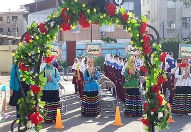 المپیاد ورزشی درون مدرسه ای در پلدختر آغاز شد