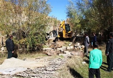 کشف زمین‌خواری ۴۲ میلیاردی در سنندج