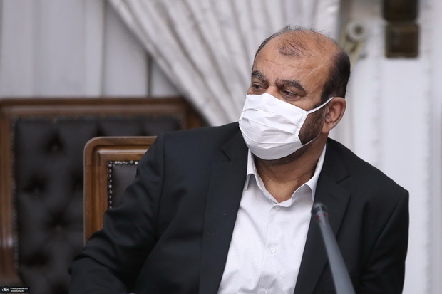 وزیر راه و شهرسازی: در ساخت چهار میلیون واحد مسکونی هیچ تردیدی ندارم