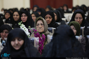 دیدار جمعی از مادران شهدا با سید حسن خمینی