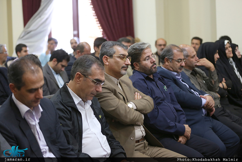 دیدارجمعی از فعالان ستادهای انتخاباتی دکتر روحانی با سید حسن خمینی