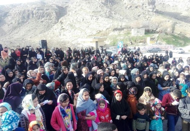 همایش پیاده روی خانوادگی در شهرستان ایذه برگزار شد