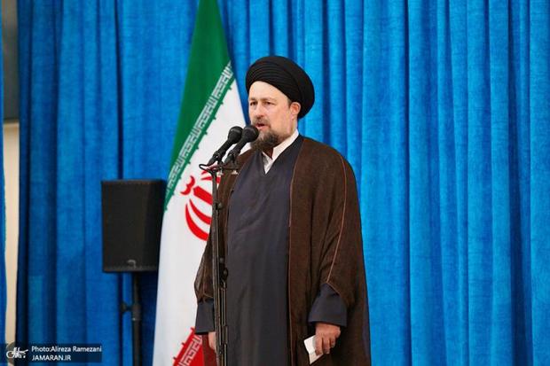 حفید الامام الخمینی (رض) : الاعداء لطالما سعوا الى تشویه صورة الامام (رض) فی اذهان الشباب

