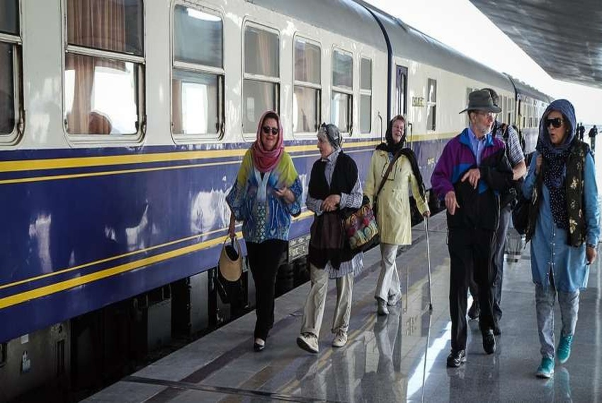 بیست و چهارمین قطار گردشگری بین‌المللی به ایران وارد شد