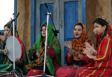 حضور نمایندگان ۱۵ کشور در جشنواره اقوام گلستان و چند خبر کوتاه