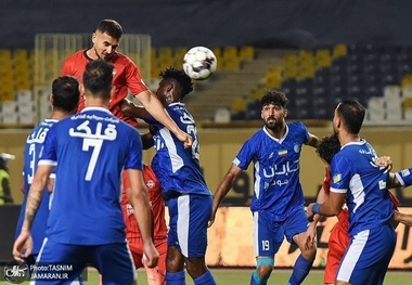 اعتراض استقلالی ها به بازی با تراکتور در تبریز؛ این مغایر با عدالت ورزشی است