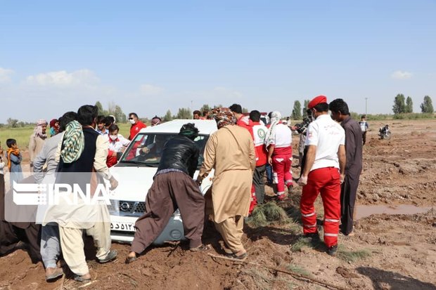 ۹۴ تیم عملیاتی هلال احمر در مناطق سیلزده سیستان و بلوچستان حضور دارند