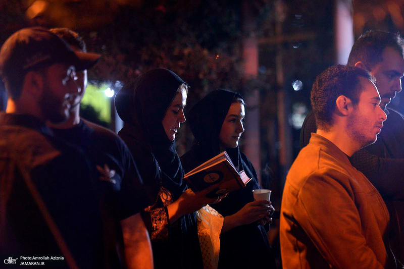 احیای شب نوزدهم ماه رمضان در گلزار شهدای بهشت زهرا (س)