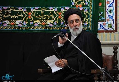 ارادت خاندان خامنه‌ای به بیت آیت‌الله العظمی شبیری زنجانی به قبل از انقلاب برمی‌گردد/ باید نسبت به جزمیت دینی حساس باشیم که عده ای از ما روحانیون نیز گرفتار آن هستیم