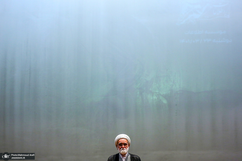مراسم بزرگداشت سید محمود دعایی (ره) و معارفه سید عباس صالحی -2 / معزی